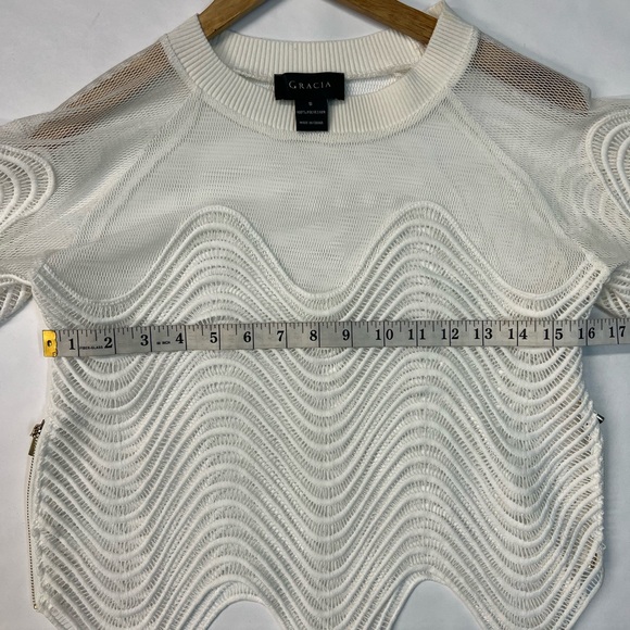 White mesh blouse - Picture 9 of 11